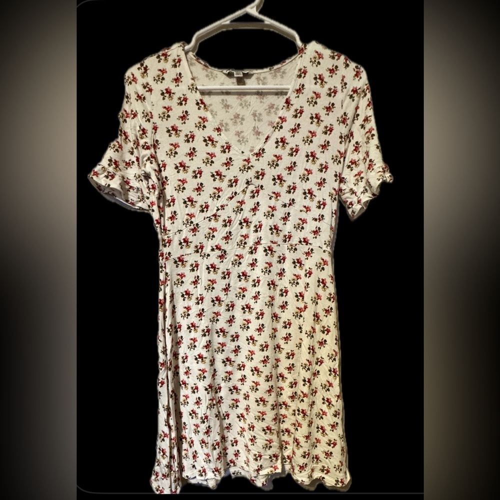 Women’s American Eagle floral knit dress with ruffle details size Small